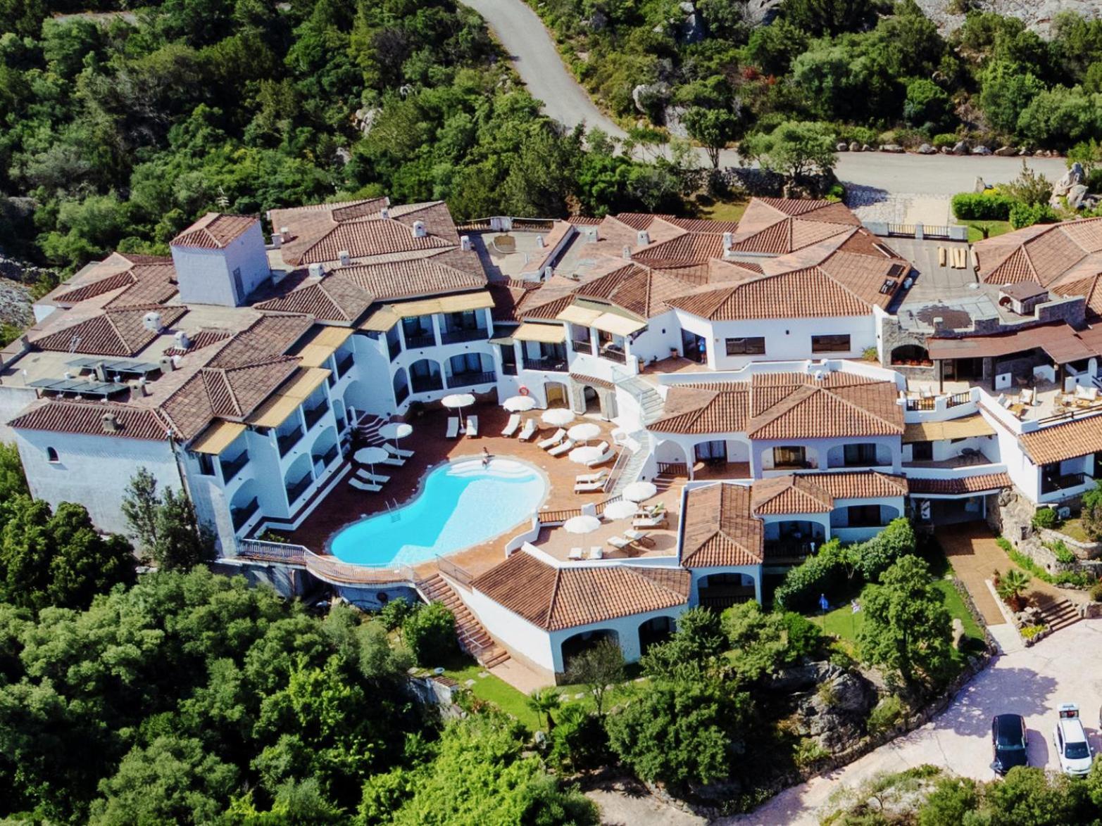 Hotel Pedra Santa Baja Sardinia Εξωτερικό φωτογραφία